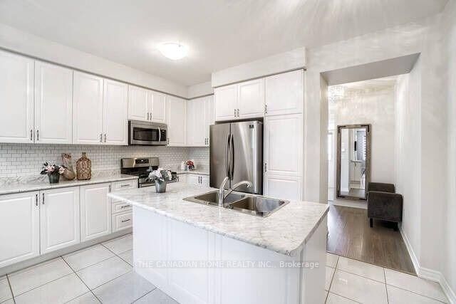 Property Photo:  1528 Carr Landing  ON L9E 1G9 
