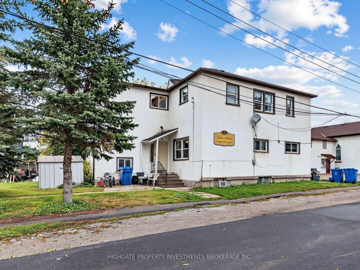 Property Photo:  8 School Street 5  ON L9N 1L1 