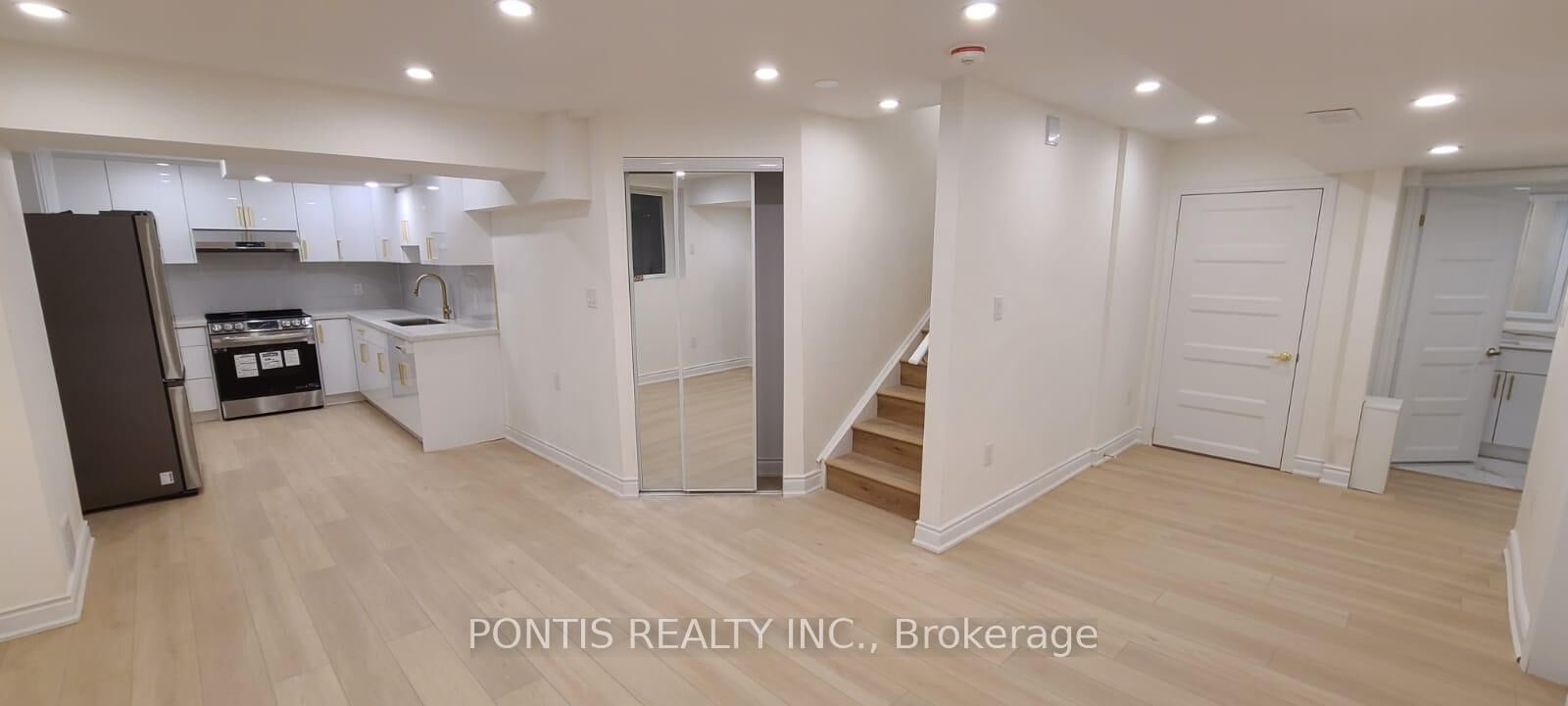 Property Photo: 959 Cherry Court Bsmt ON L9E 1P8