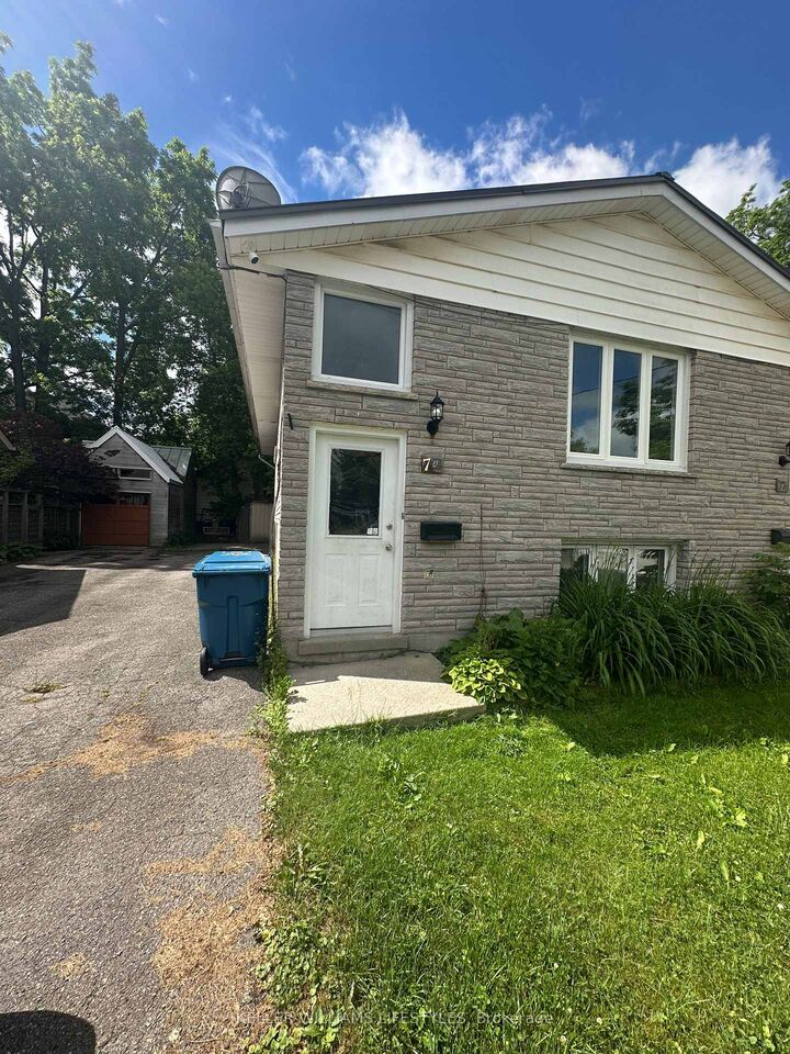 Property Photo: 7 Inverness Street B ON N5A 1G1
