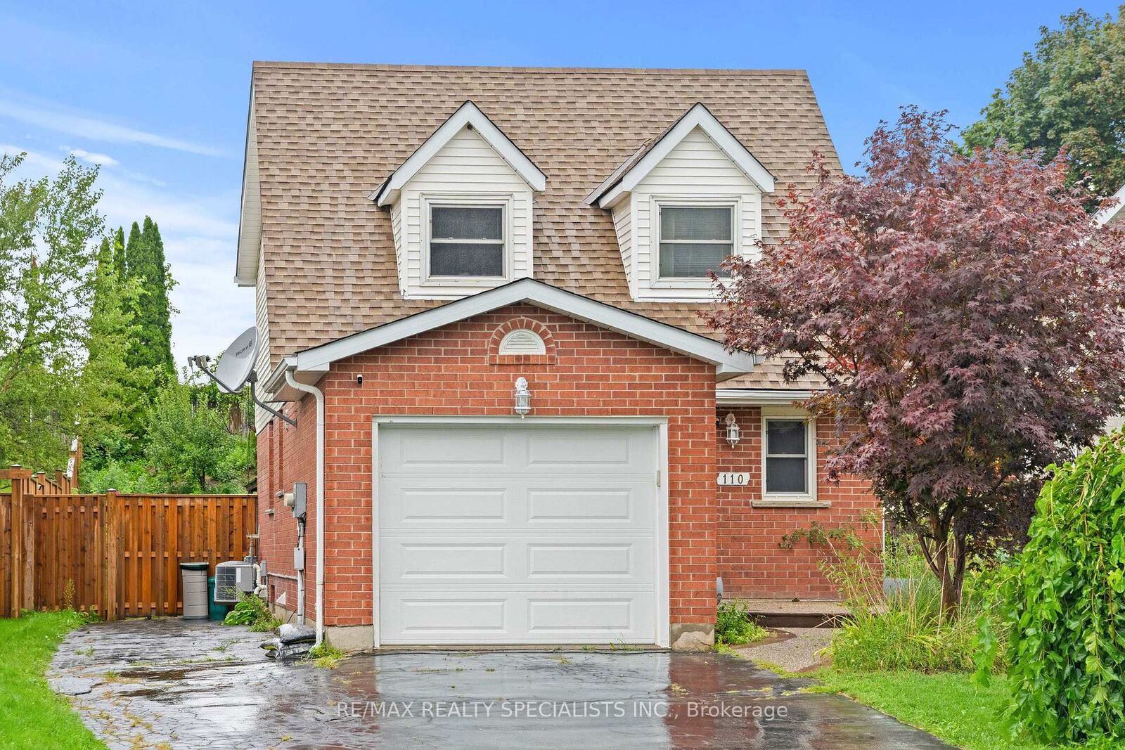 Property Photo:  110 Steeles Crescent  ON N1R 8C4 