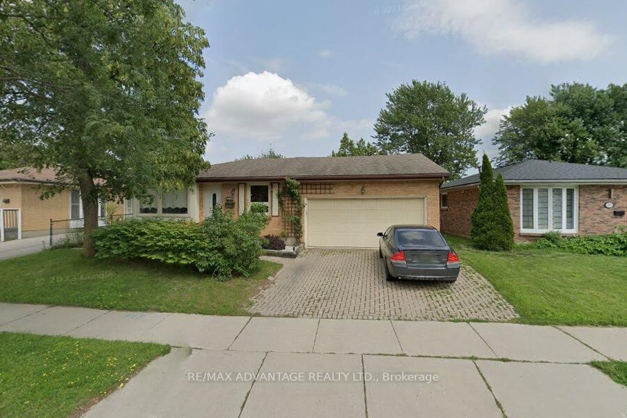 Property Photo:  776 Dundalk Drive  ON N6C 3V2 