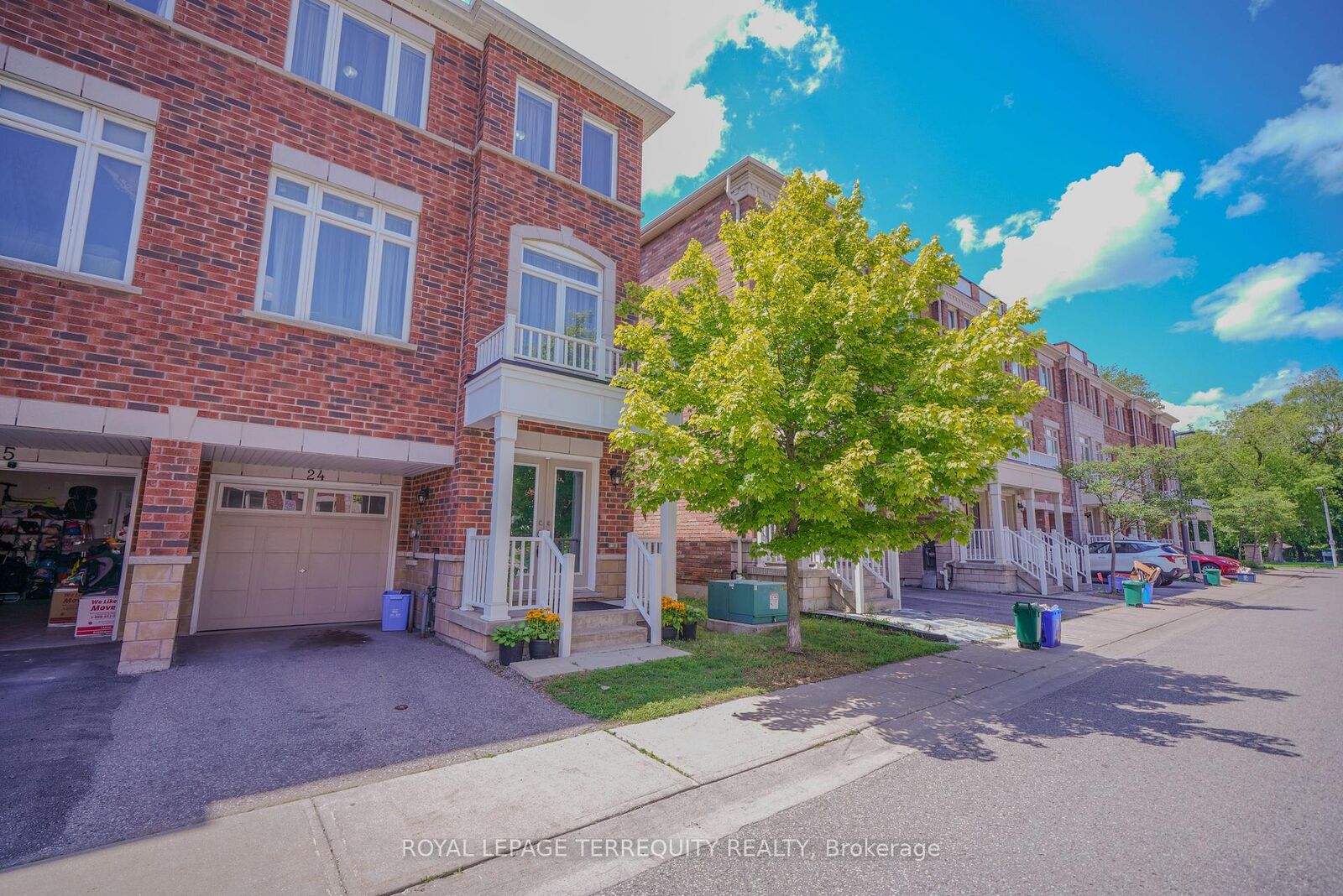 Property Photo: 1299 Glenanna Road 24 ON L1V 0C9