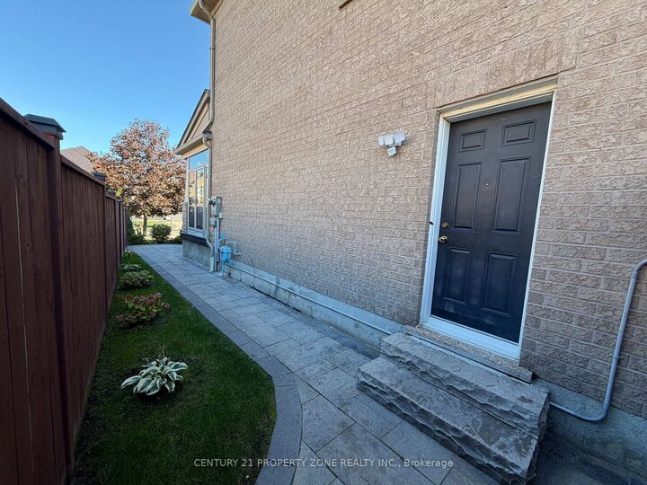 Property Photo:  7330 Saint Barbara Boulevard Bsmt  ON L5W 0C3 