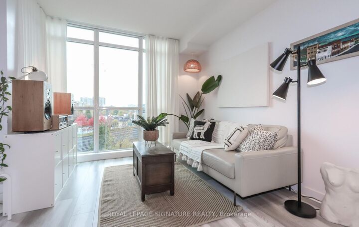 Property Photo:  1171 Queen Street W 612  ON M6J 0A5 