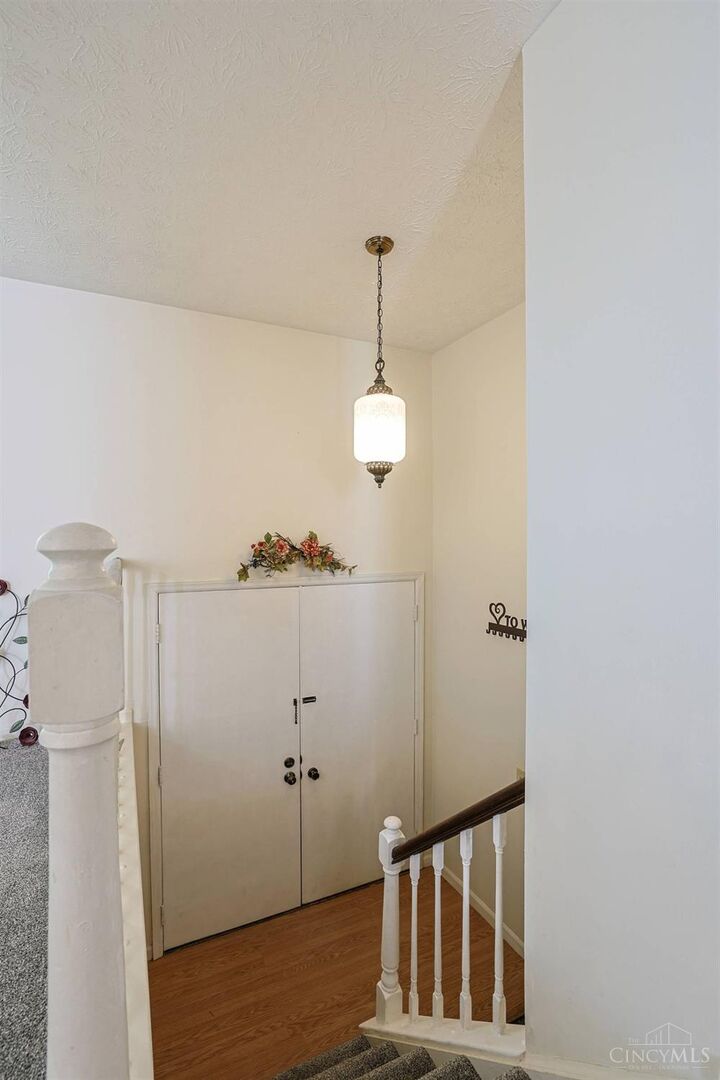 Property Photo:  7907 Kingsgate  OH 45069 
