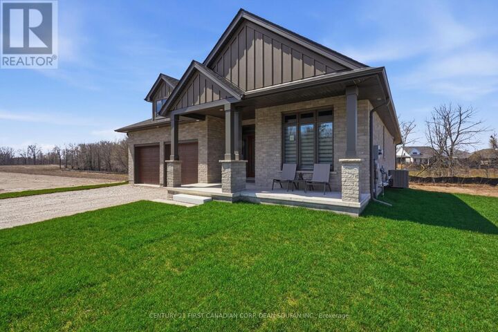 Property Photo:  44 Muirfield Drive  ON N5R 0R9 