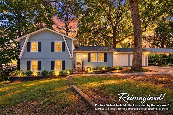 Property Photo: 2728 Rosemont Drive GA 30044
