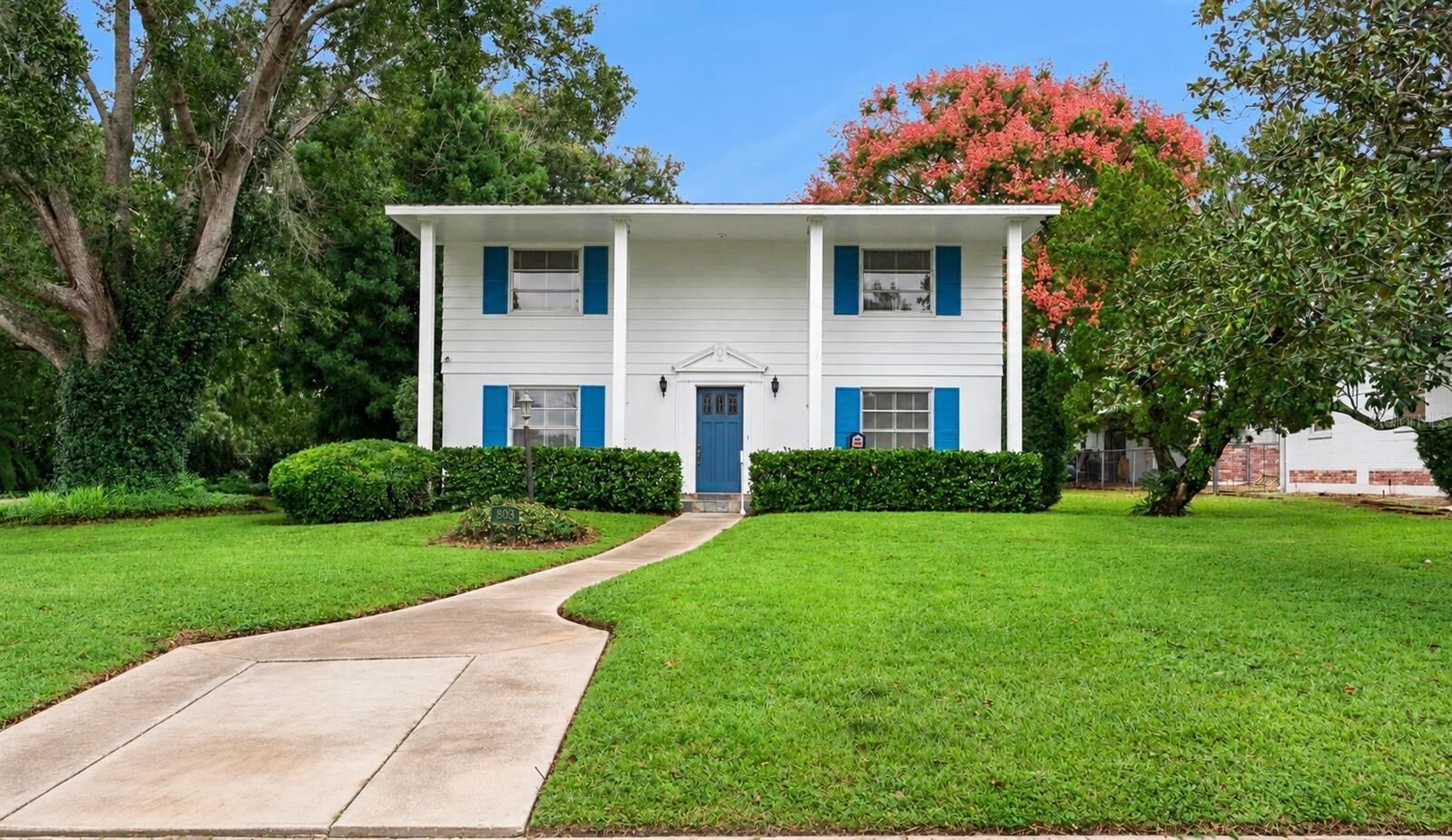 Property Photo: 803 Hillside Avenue FL 33853