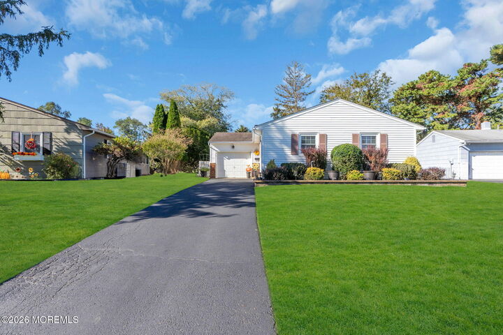 Property Photo:  16 Concord Lane  NJ 08757 