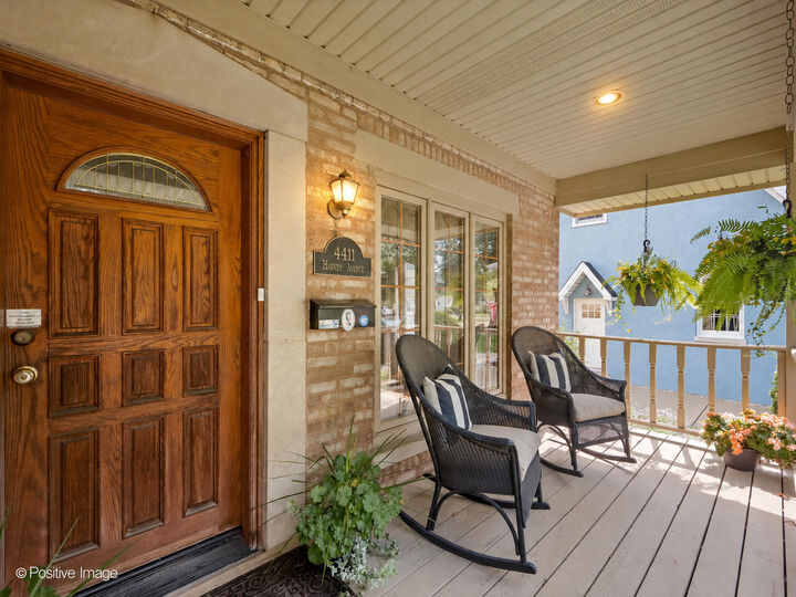 Property Photo:  4411 Harvey Avenue  IL 60558 