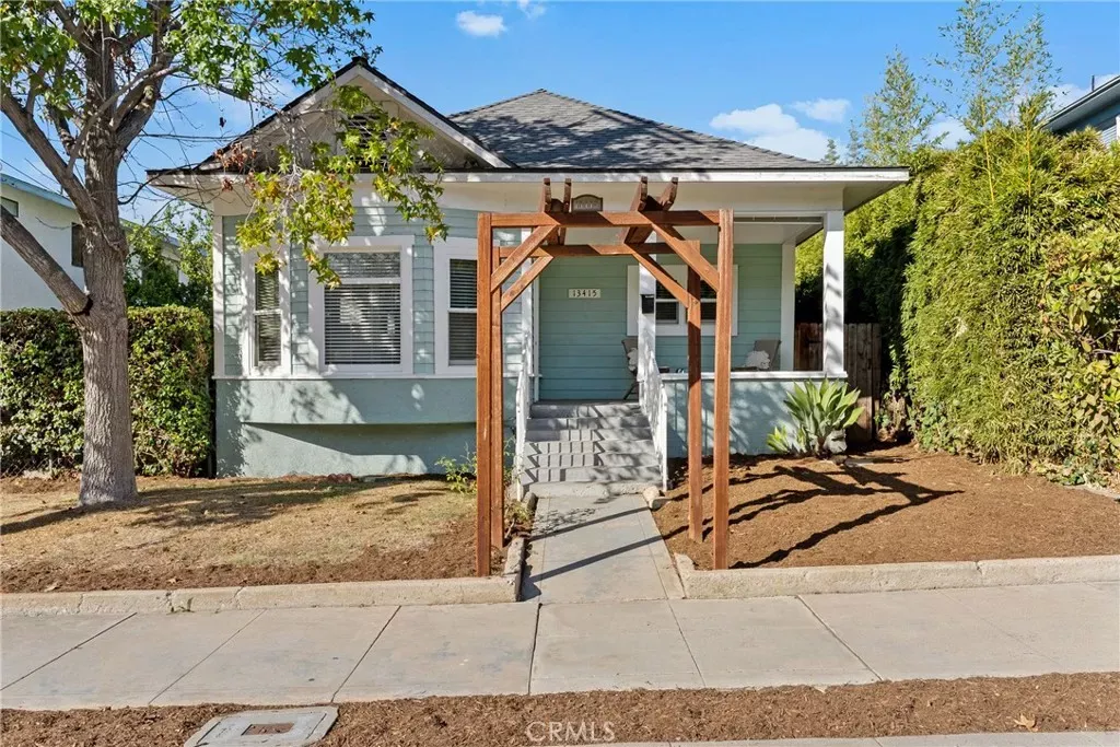 Property Photo:  13415 Olive Drive  CA 90601 