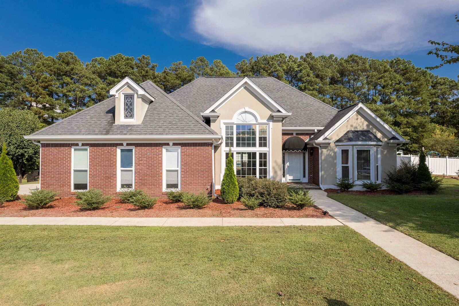 Property Photo: 218 Co Rd 1307 AL 35179