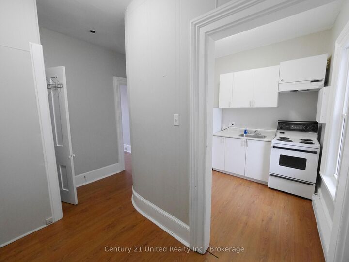 Property Photo:  373A Queen Street  ON K9H 3J7 