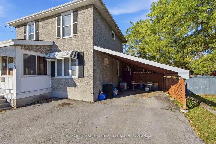 Photo de la propriété: 136 Moira Street E ON K8P 2S5
