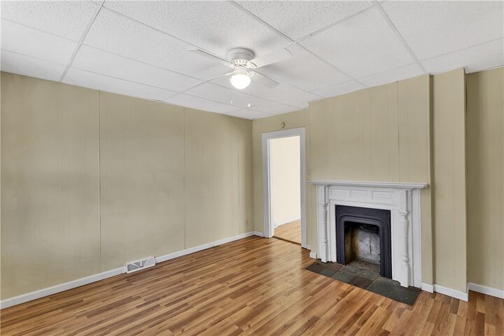 Property Photo:  206 3rd St  PA 16229 