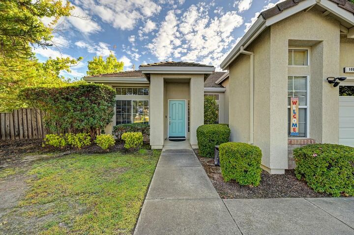 Property Photo: 101 Elkins Circle CA 95630