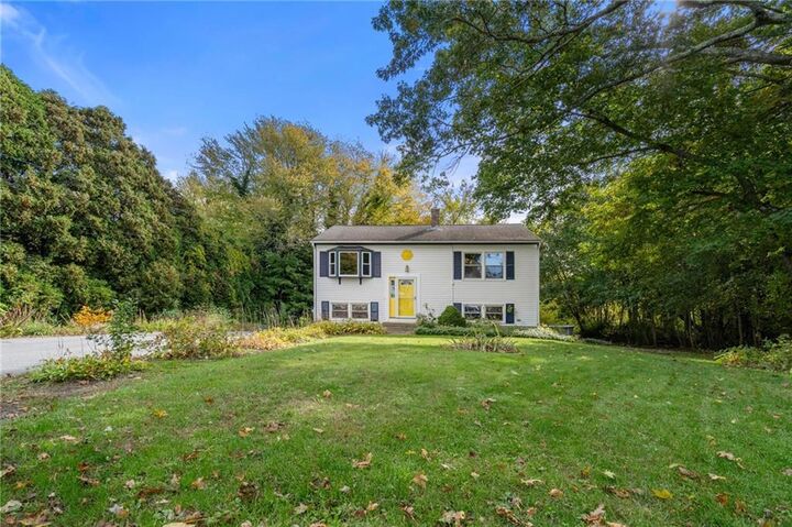 Property Photo:  193 Canal Street  RI 02891 
