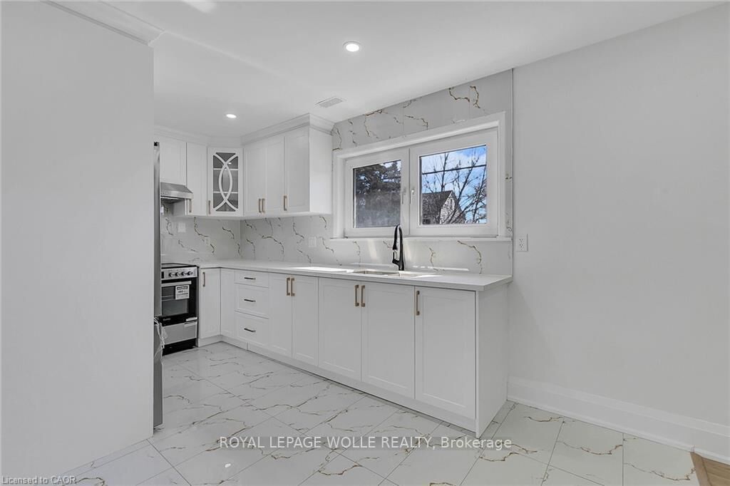 Property Photo: 581 Lancaster Street W 2 ON N2K 1M5