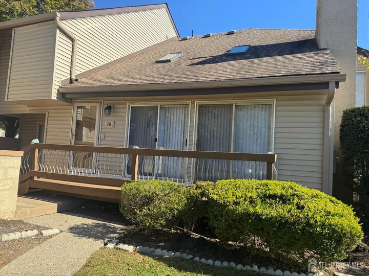 Property Photo:  20 Denise Drive  NJ 08820 