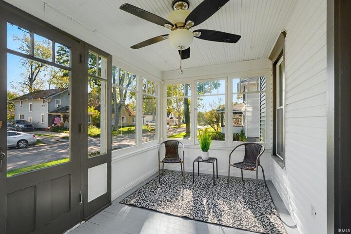 Property Photo:  203 Kenyon Avenue  IN 46516-4315 