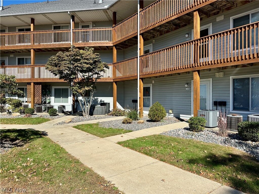 Property Photo: 6035 Lake Road 524 OH 44004