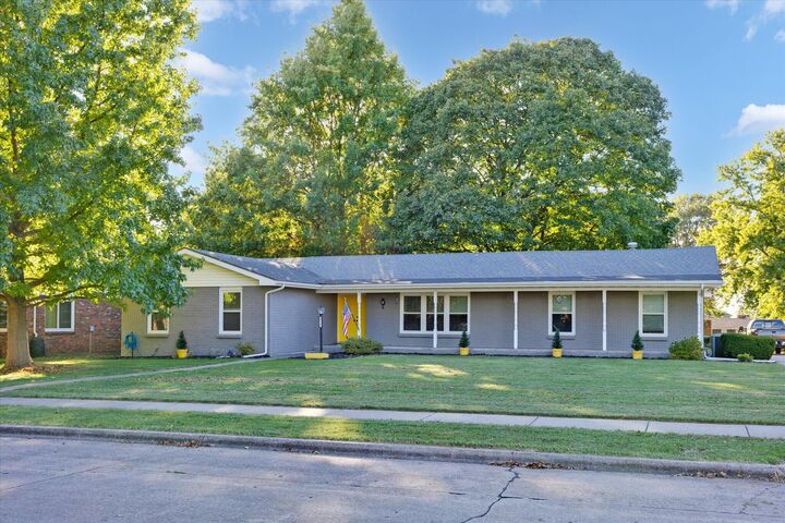Property Photo:  4115 S Fairway Avenue  MO 65804 