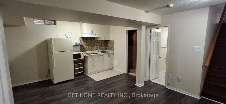 Property Photo:  3241 Carabella Way Basement  ON L5M 6S6 