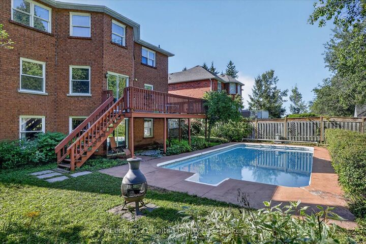 Property Photo:  1600 Firwood Crescent  ON K9K 1S8 
