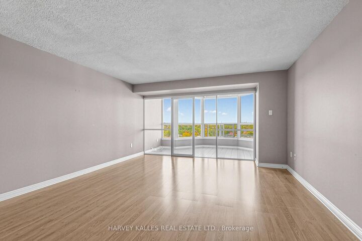 Property Photo:  1 Clark Avenue W 1206  ON L4J 7Y6 