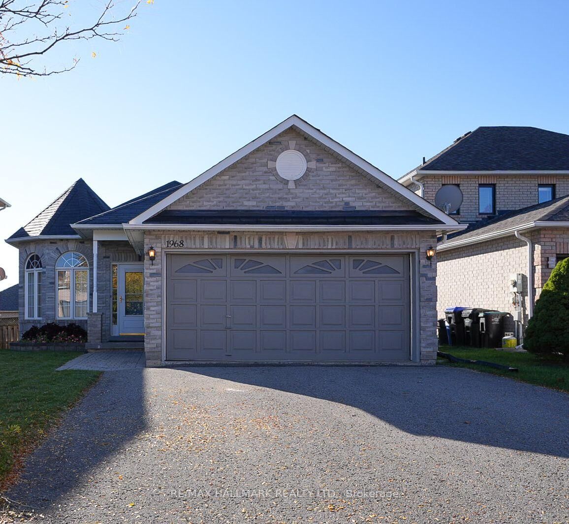 Property Photo:  1968 Romina Court  ON L9S 4Y1 