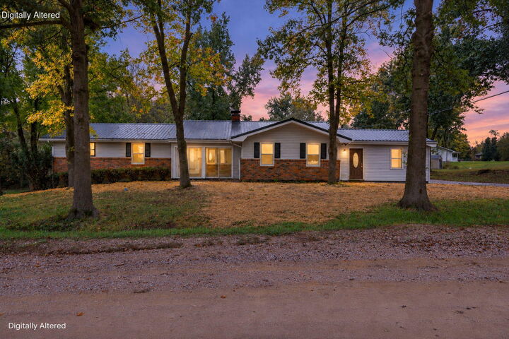 Property Photo:  1178 County Road 2345  MO 65270 