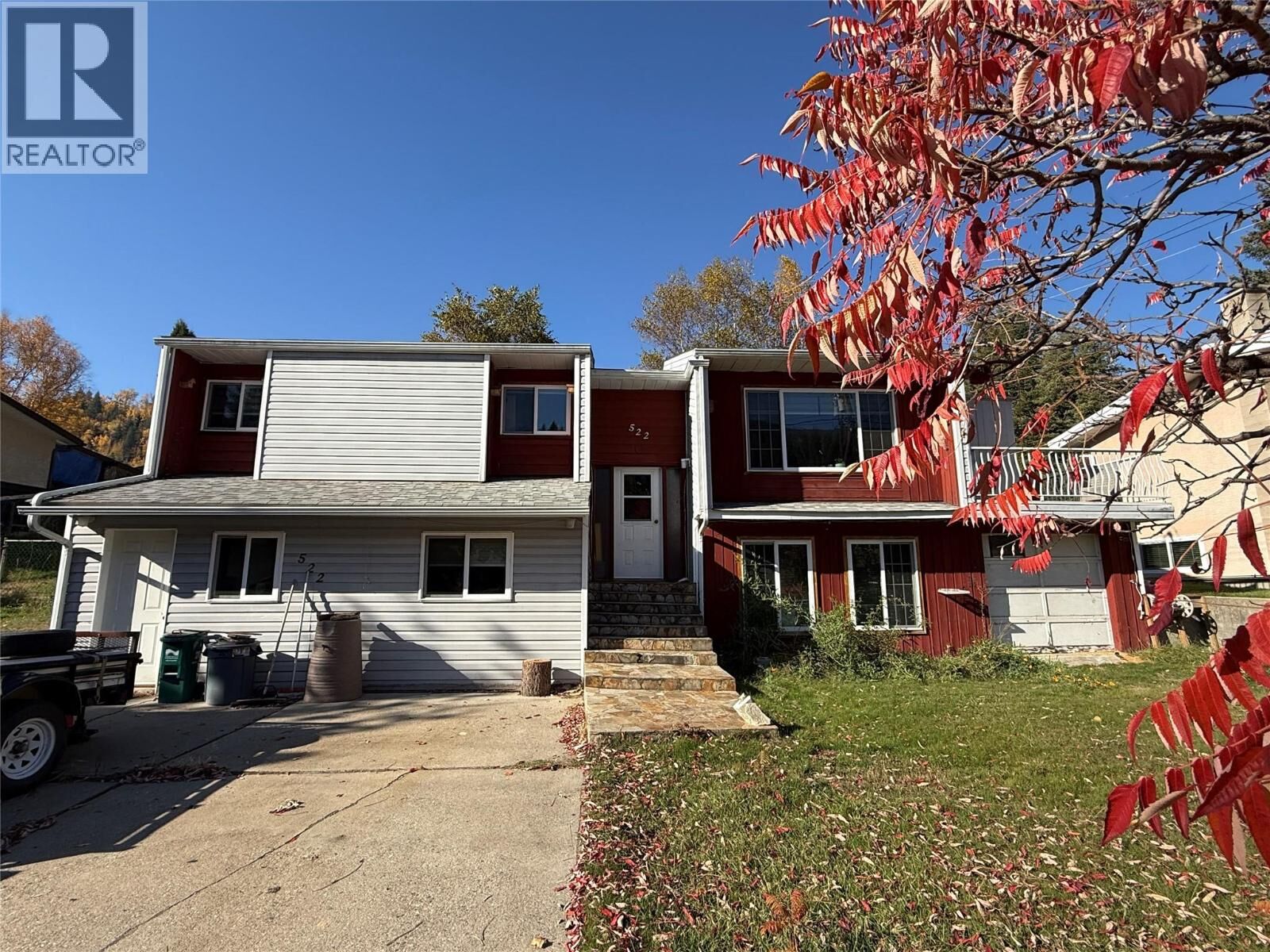 Property Photo:  522 3rd Avenue  BC V1R 4V4 