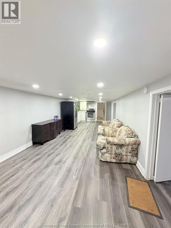 Property Photo:  1889 University Avenue West Lower  ON N9B 1C7 