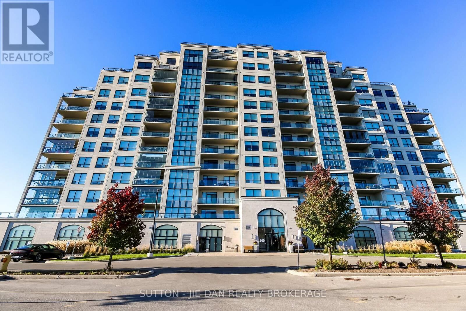 Property Photo:  260 Villagewalk Boulevard 912  ON N6G 0W6 