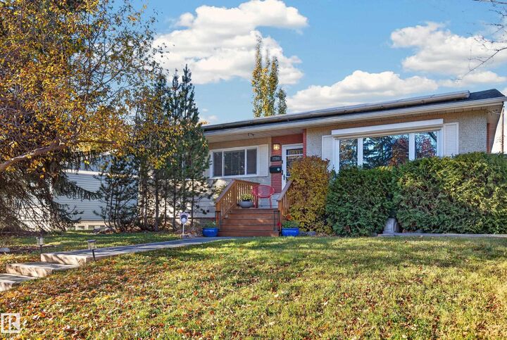 Property Photo: 7704 102 Avenue NW AB T6A 0P4