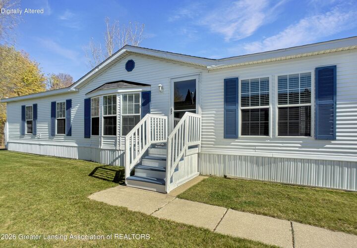 Property Photo:  443 E Pond View Drive  MI 48857 