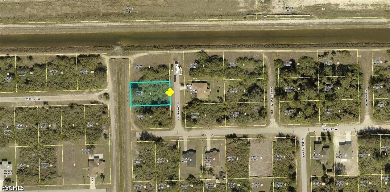 Property Photo:  7503 Laura Avenue N  FL 33971 