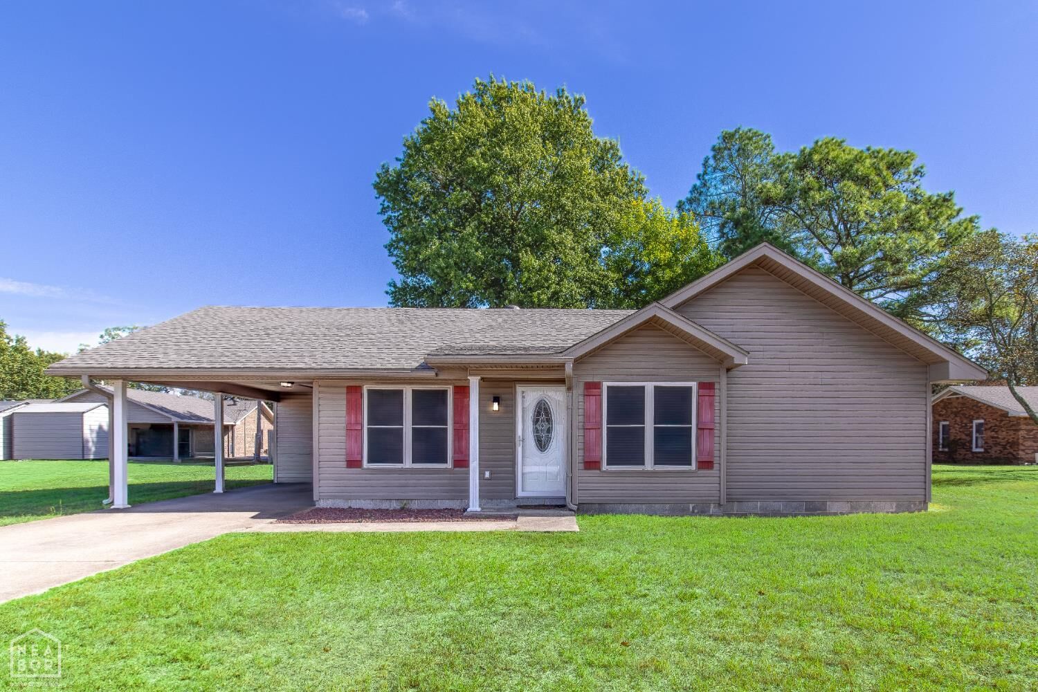 Property Photo: 204 Dogwood Street AR 72437