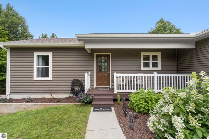Property Photo:  3250 Tamara Circle  MI 49637 