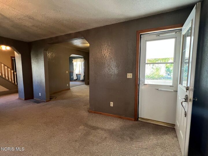 Property Photo:  211 S Main Street  OH 45872 