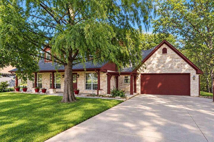 Property Photo: 393 Rs County Road 3390 TX 75440