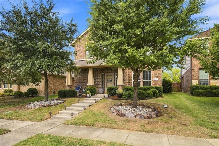 Property Photo:  1709 Applegate Way  TX 75189 
