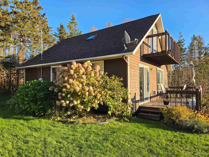 Property Photo:  31 Brady Crescent  PE C0A 1H7 