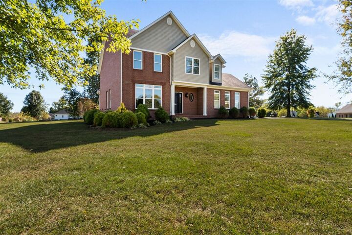 Property Photo:  400 Lamplighter Drive  KY 42104 