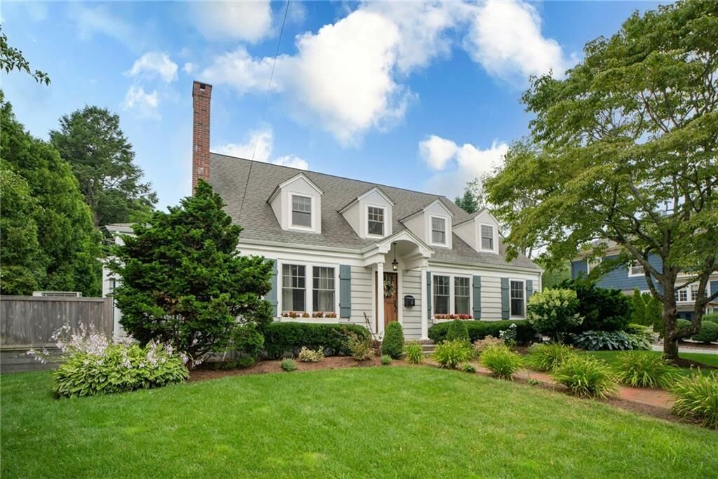 Property Photo:  5 Pearl Street  RI 02818 