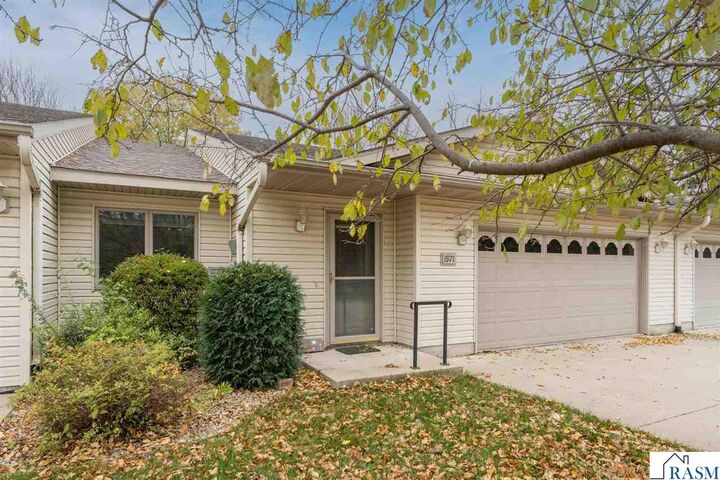 Property Photo:  1971 E Welco Drive  MN 56082 