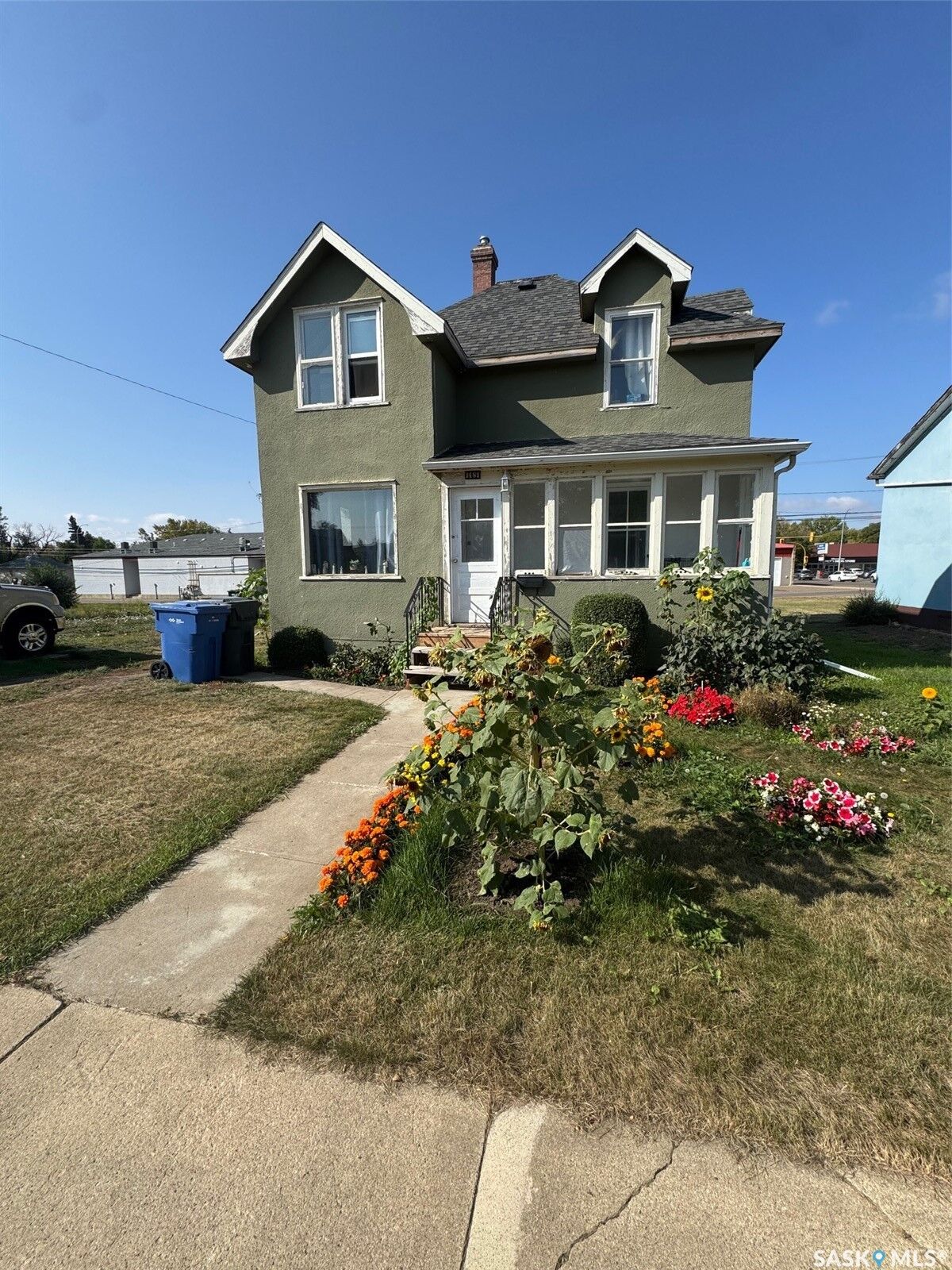 Property Photo:  1481 101st Street  SK S9A 1A1 