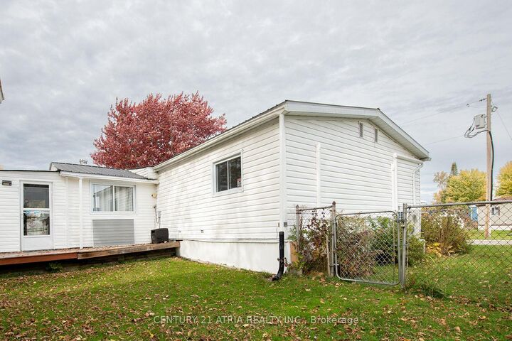 Property Photo:  27 Cassell Lane  ON K7A 4S5 