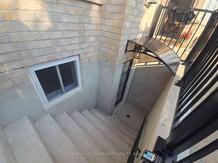 Property Photo:  66 Little Hannah Lane Basement  ON L6A 0E6 